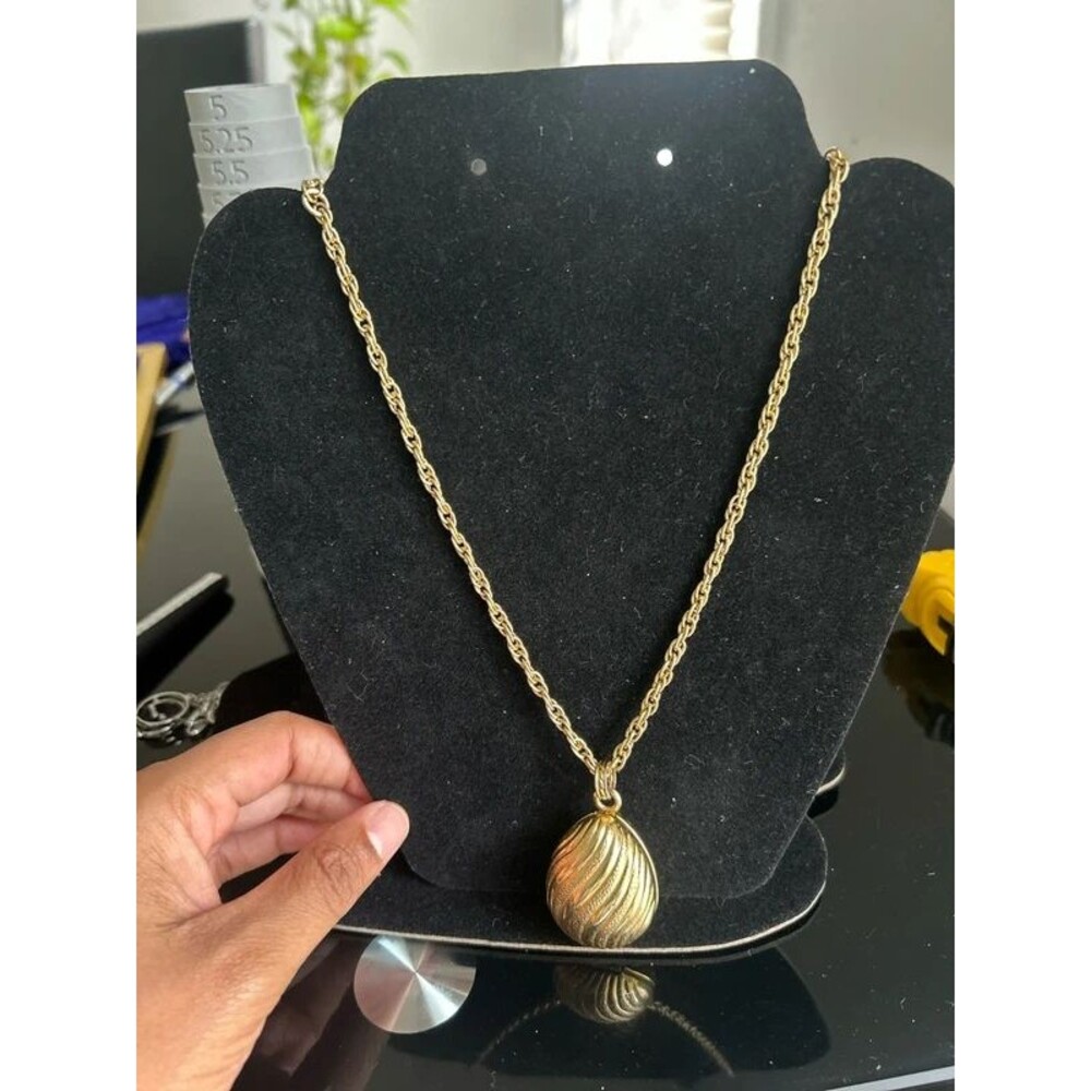 Sarah Coventry Chain with Avon Gold Tone Teardrop Locket Necklace – 14” Drop